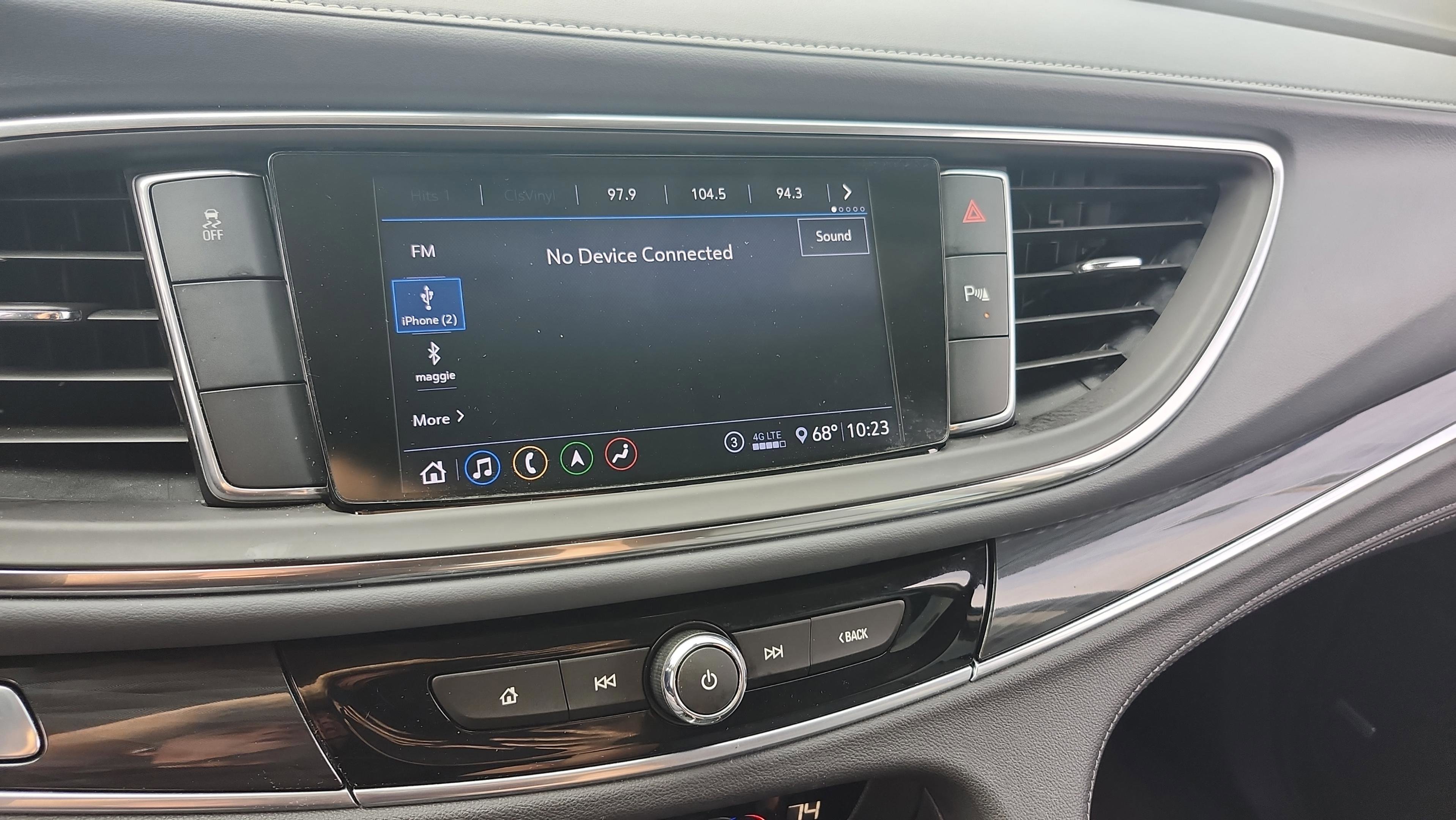 Used 2020 Buick Enclave Essence w/ Sound and Sites Package image 23