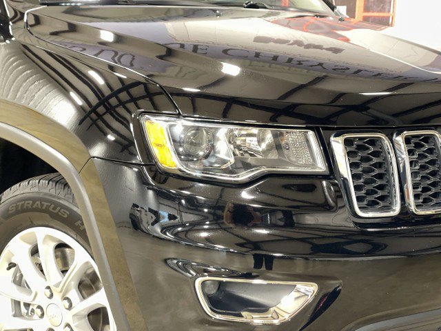 Used 2022 Jeep Grand Cherokee Laredo E image 11
