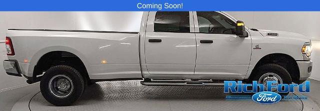Used 2024 RAM 3500 Tradesman w/ Chrome Appearance Group image 2