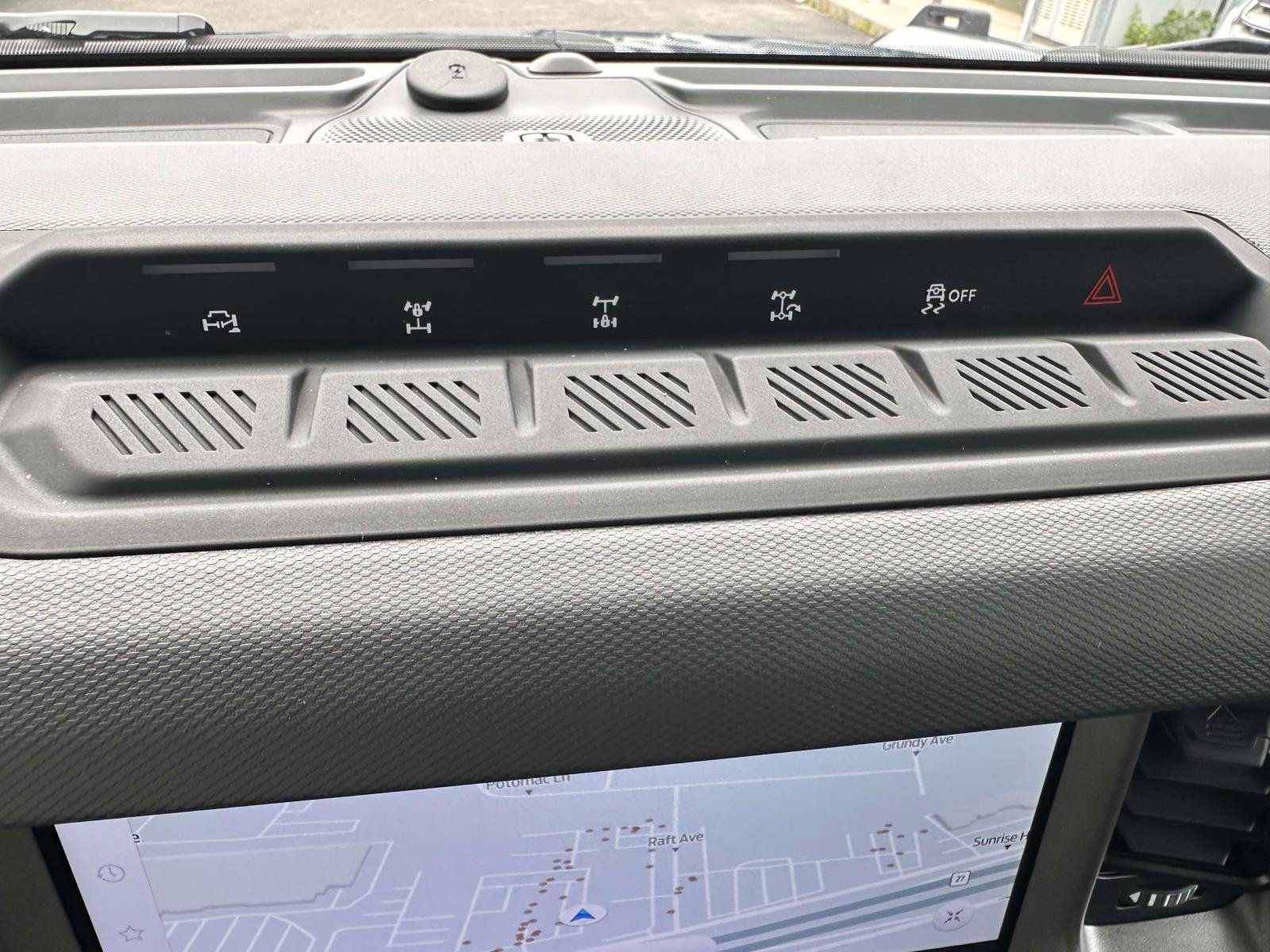 Used 2025 Ford Bronco Badlands AWD/4WD image 21