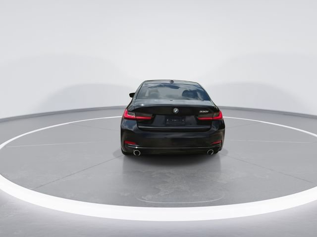 Used 2024 BMW 330i Sedan w/ Premium Package RWD image 9