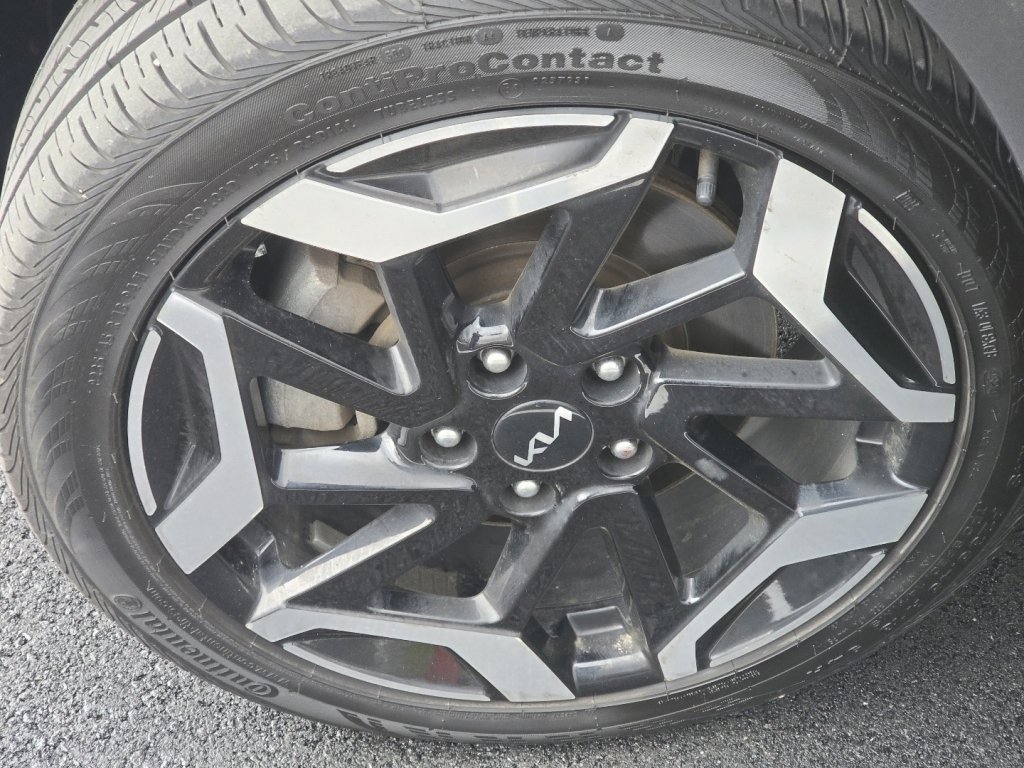 Used 2024 Kia Seltos SX image 32