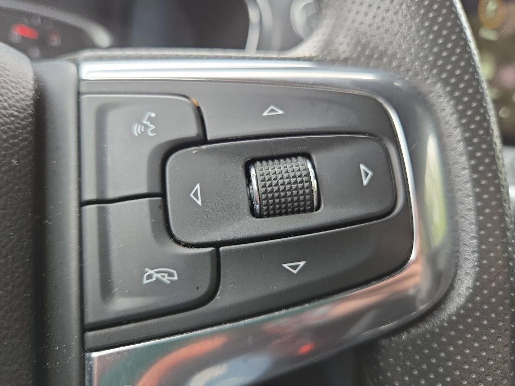 Used 2023 Chevrolet Blazer LT AWD/4WD image 10