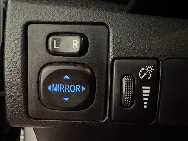 Certified 2018 Toyota Corolla LE FWD image 8