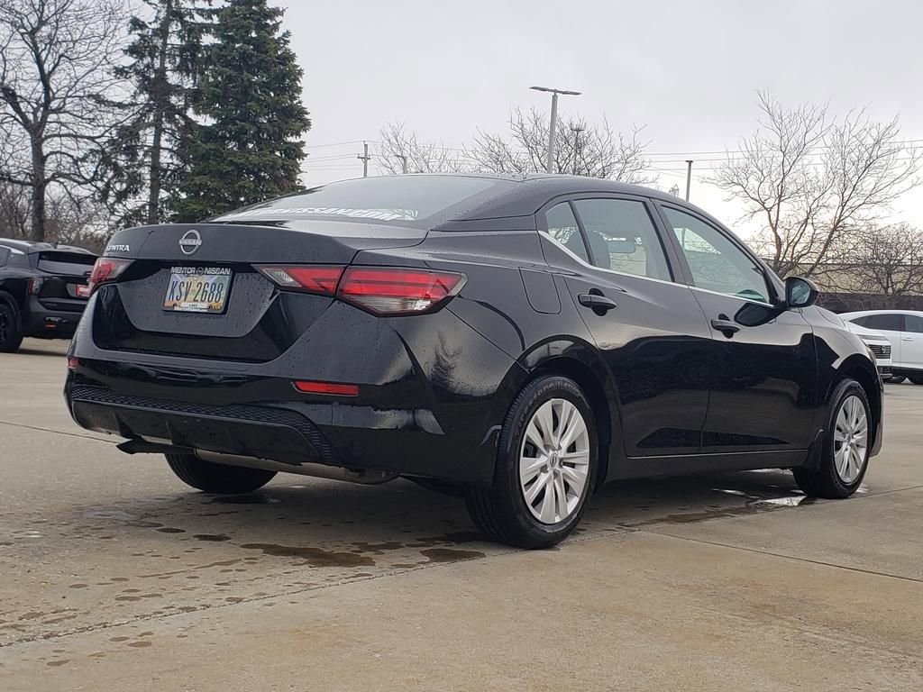 Certified 2025 Nissan Sentra S FWD image 8