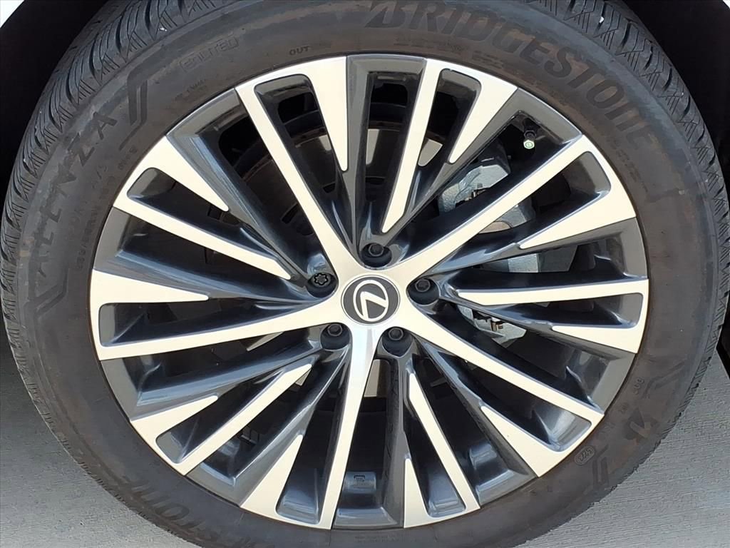 Used 2024 Lexus RX 350 Premium Plus image 13
