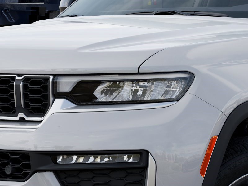 New 2026 Jeep Grand Cherokee Limited w/ Luxury Tech Group II image 10