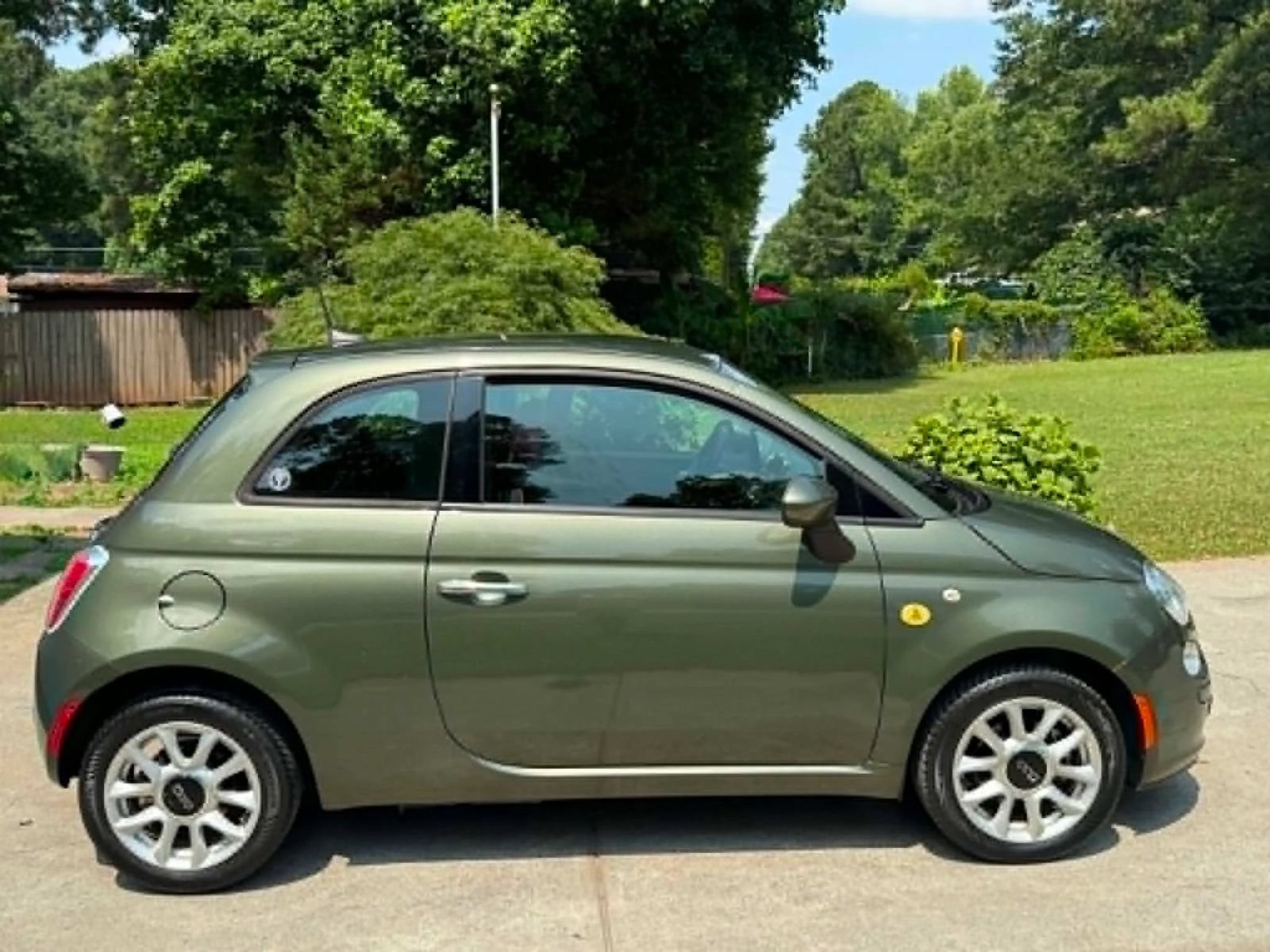 Used 2017 FIAT 500 Pop FWD image 16