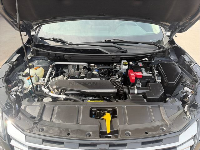 Used 2024 Nissan Rogue S AWD/4WD image 45