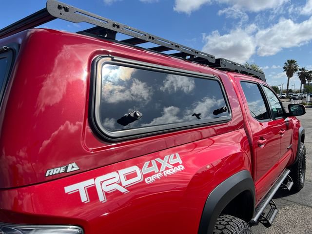 Certified 2020 Toyota Tacoma TRD Off-Road AWD/4WD image 21