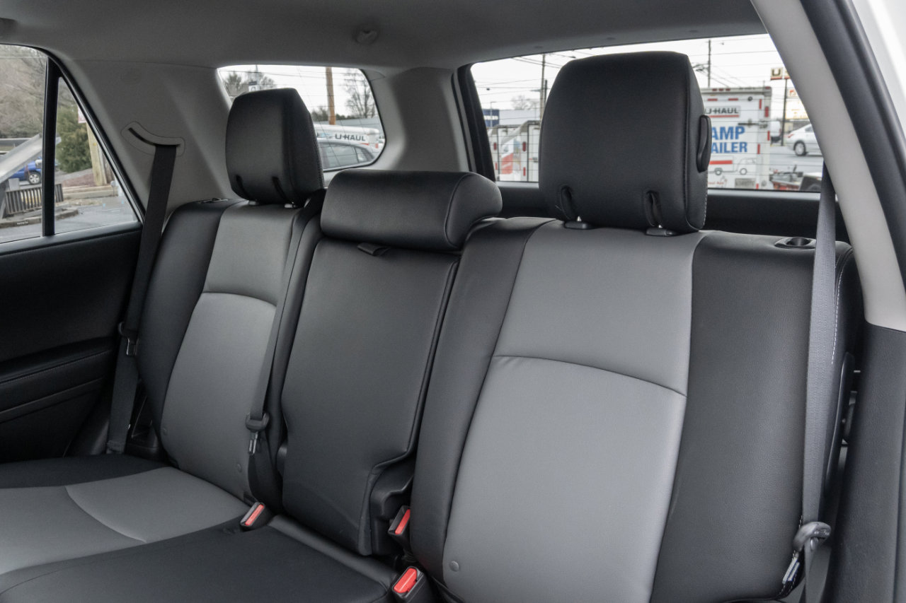 Used 2022 Toyota 4Runner SR5 Premium image 18