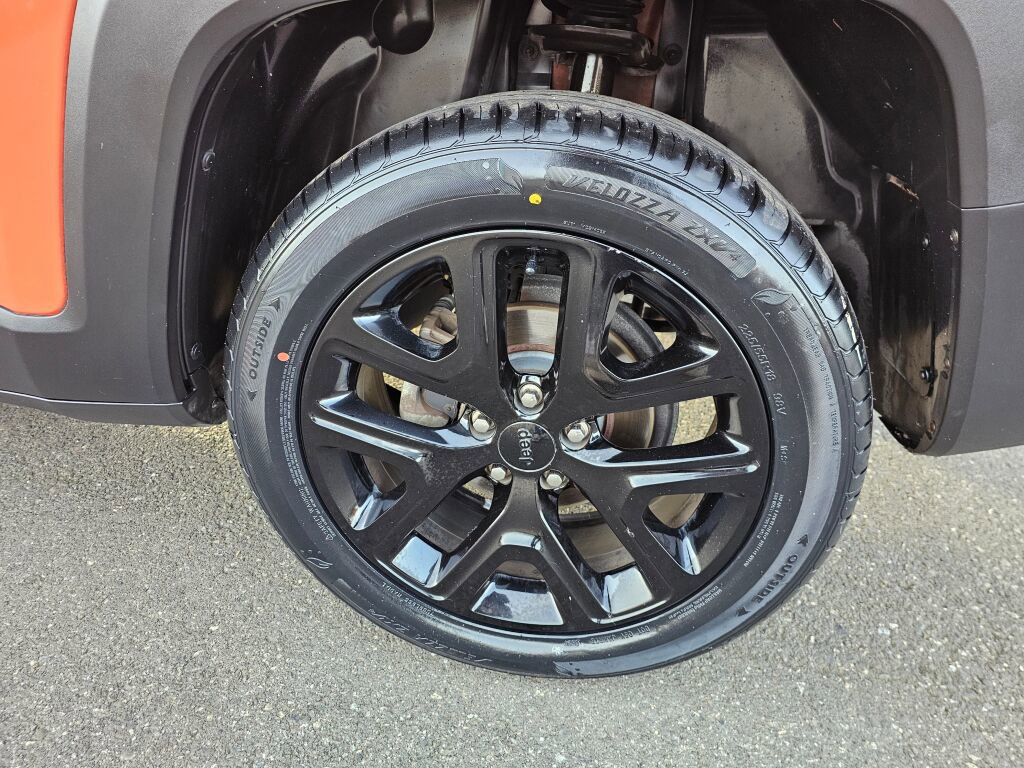 Used 2017 Jeep Renegade Altitude w/ Safety & Security Group image 11