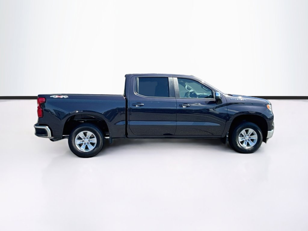 Used 2023 Chevrolet Silverado 1500 LT AWD/4WD image 11