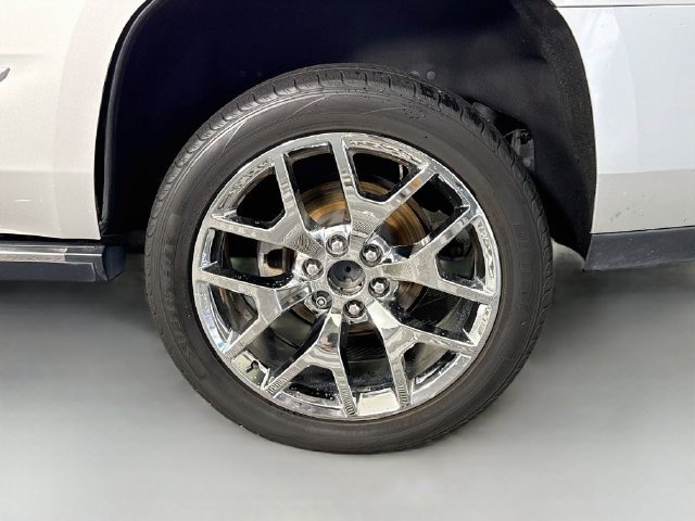 Used 2020 Cadillac Escalade Premium Luxury RWD image 36