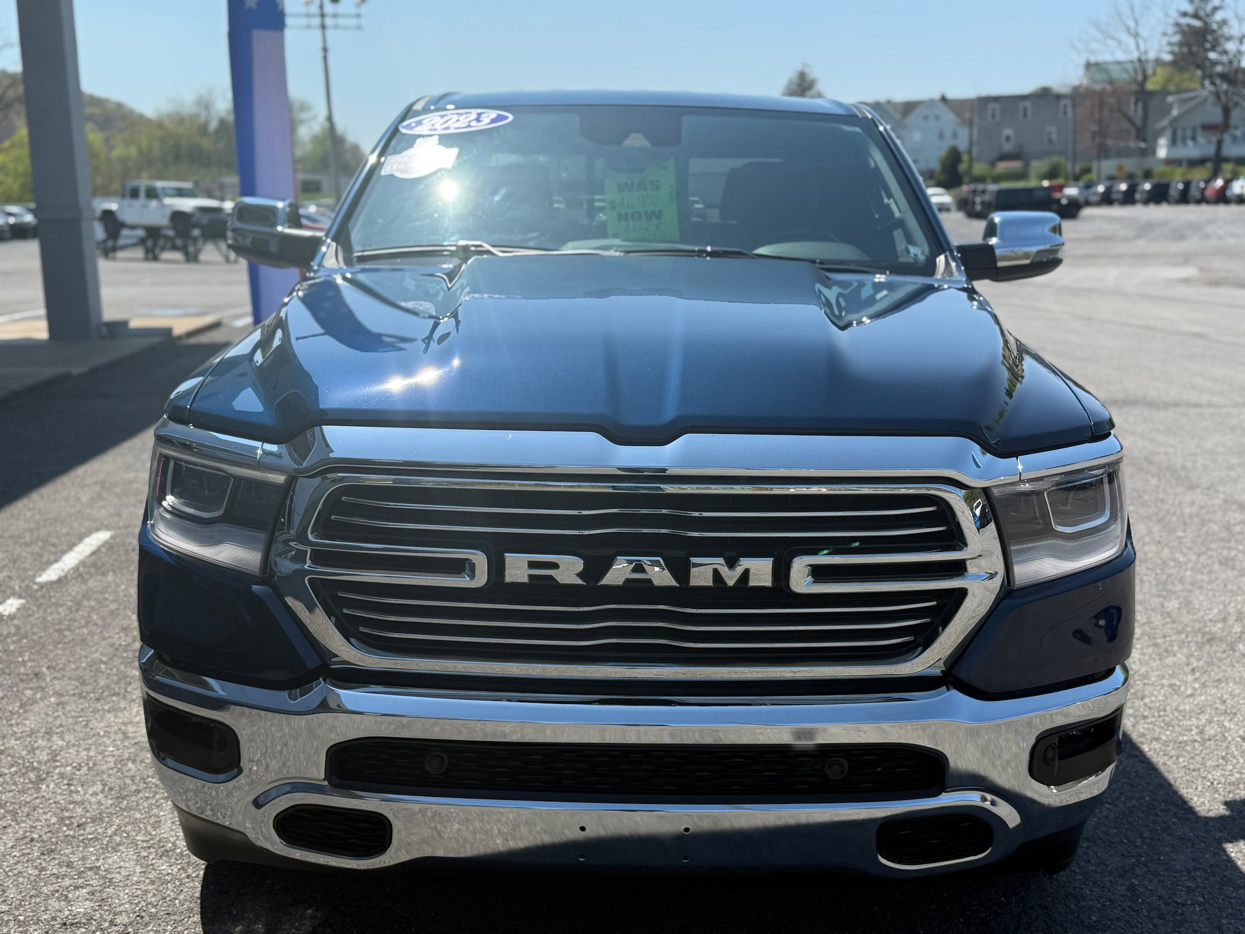 Certified 2023 RAM 1500 Laramie AWD/4WD image 4
