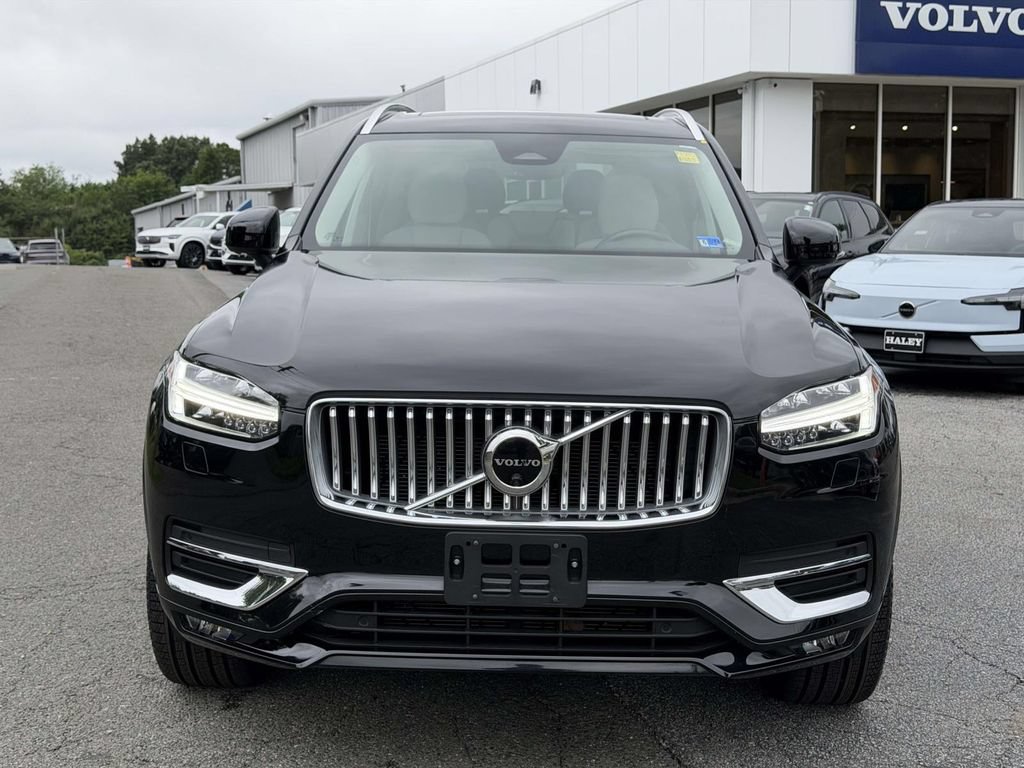 Used 2023 Volvo XC90 B6 Plus w/ Protection Package Premier AWD/4WD image 24