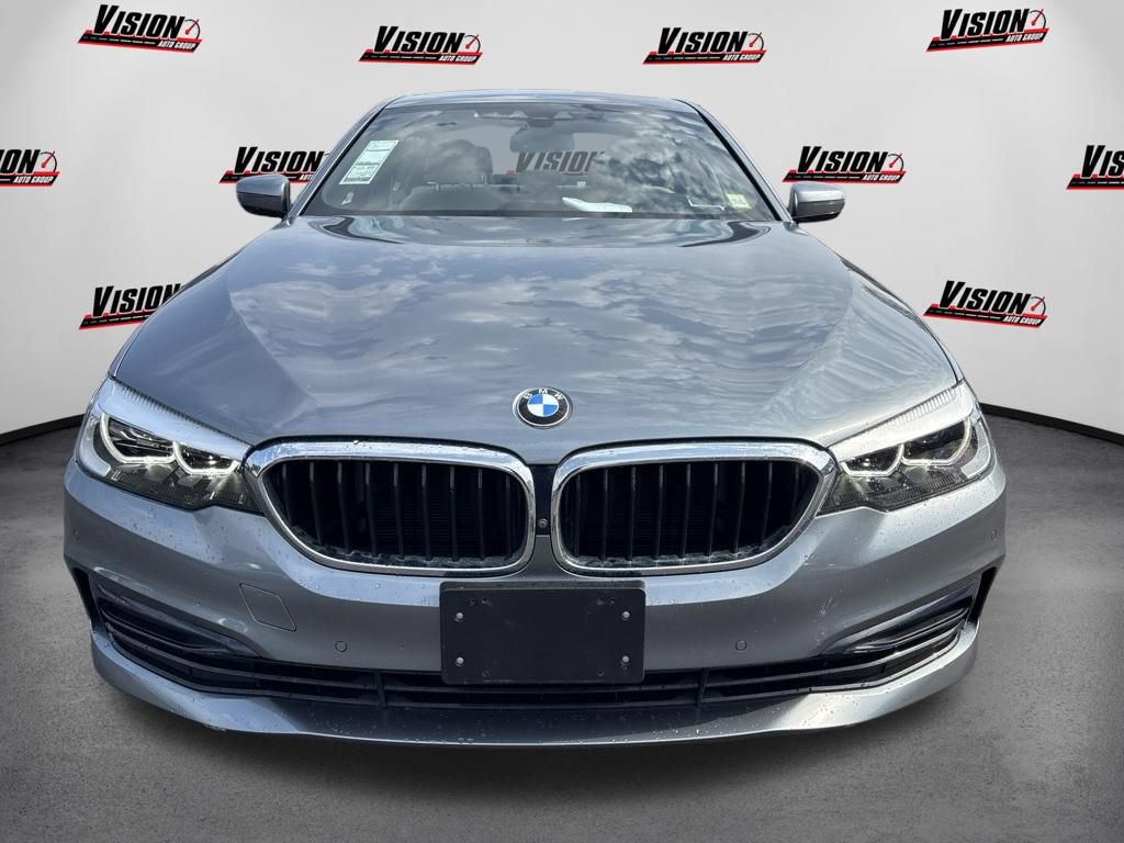 Used 2019 BMW 530i xDrive w/ Convenience Package AWD/4WD image 2