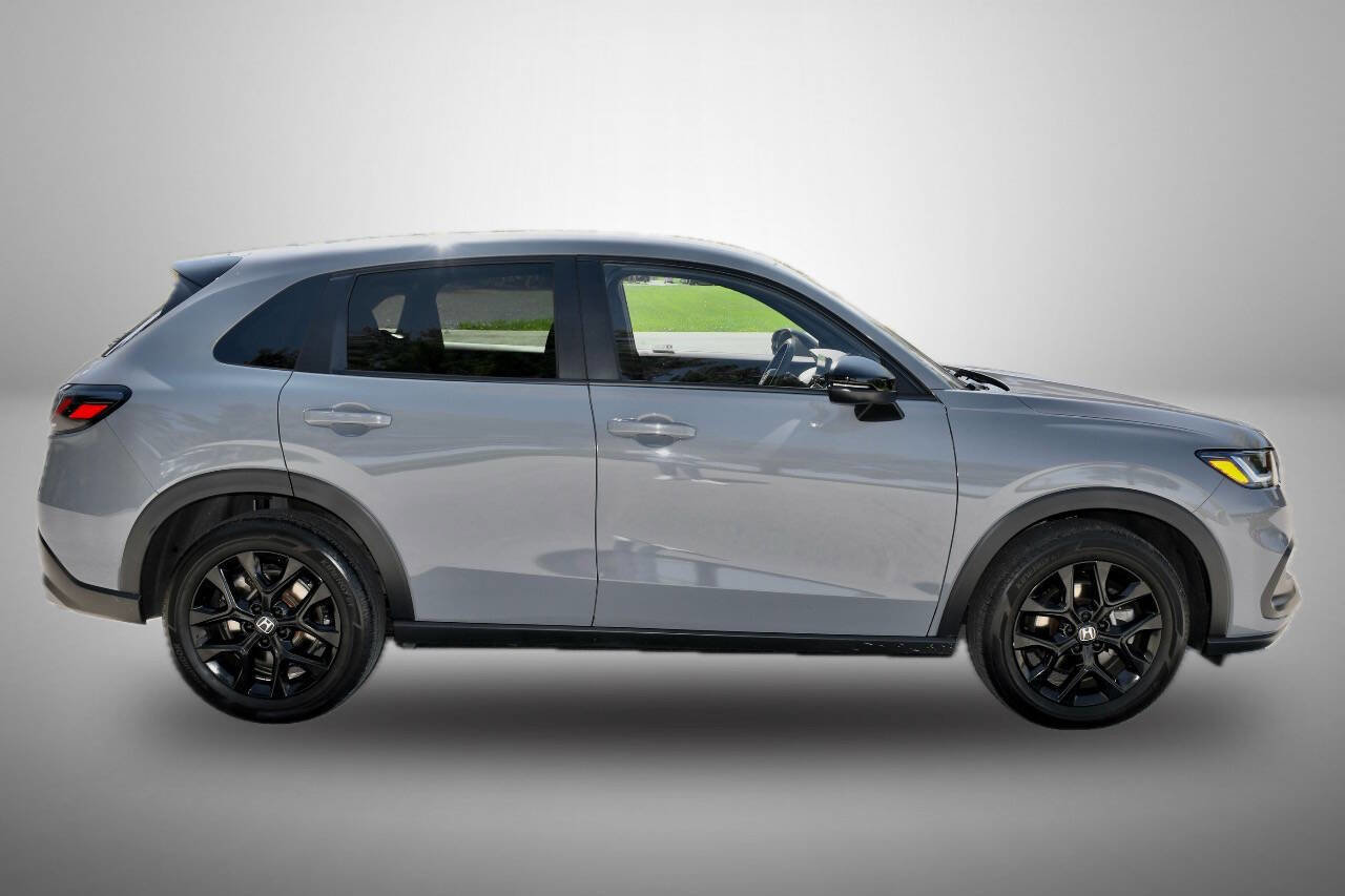 Used 2024 Honda HR-V Sport image 8