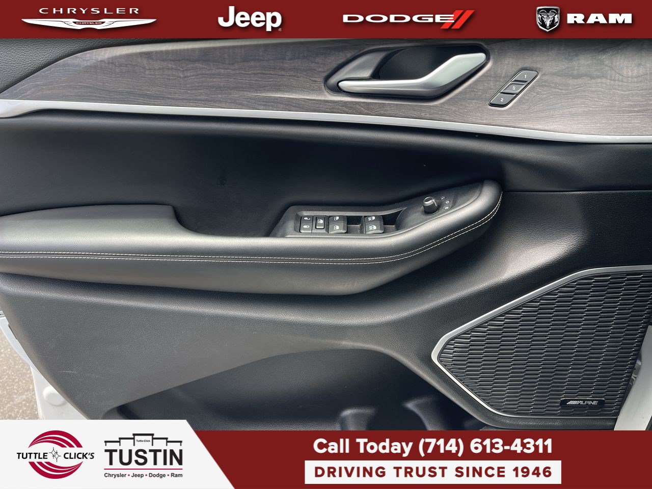 Used 2023 Jeep Grand Cherokee 4WD 4xe w/ Luxury Tech Group II image 21