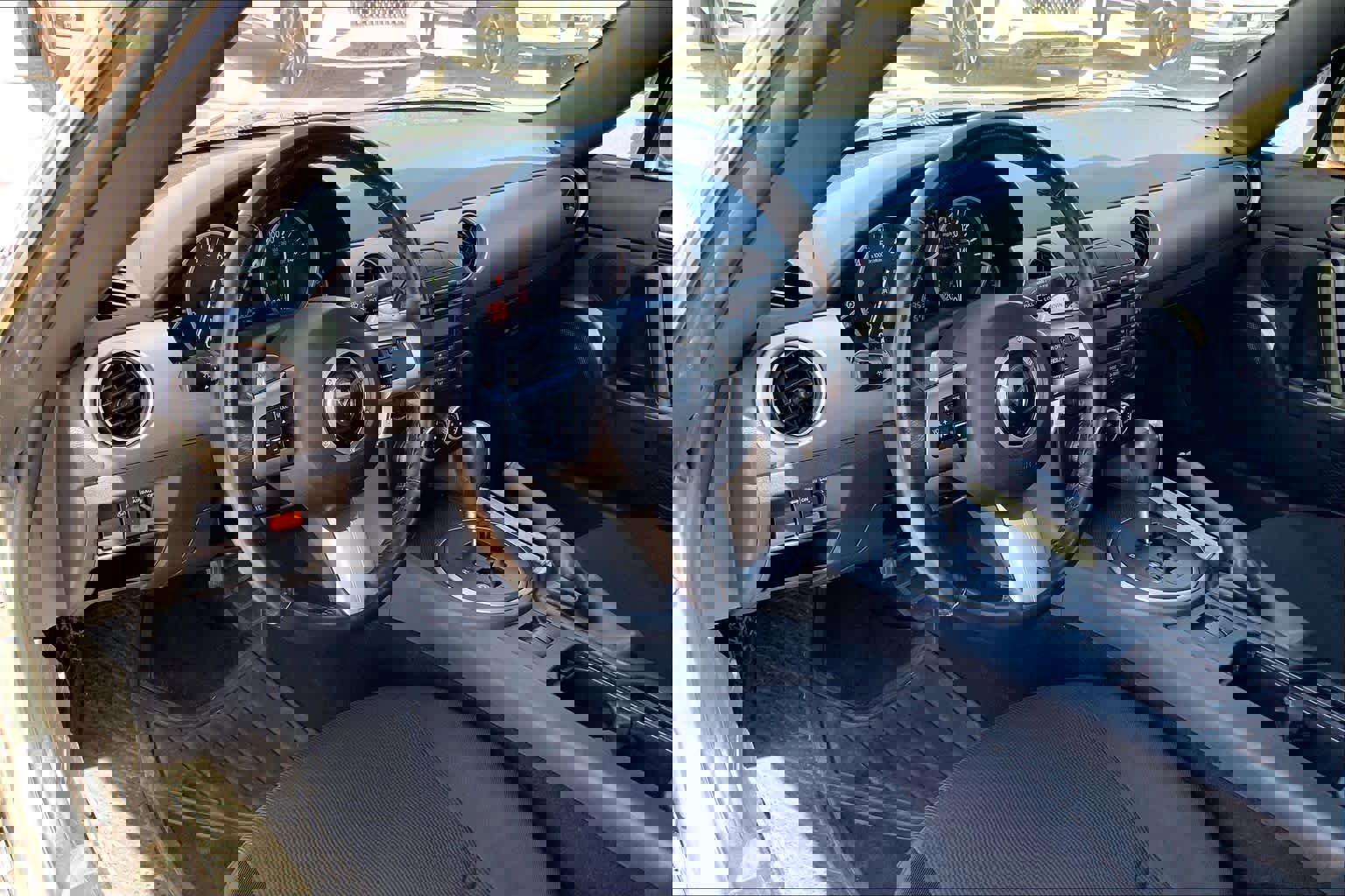 Used 2012 MAZDA MX-5 Miata Touring image 17