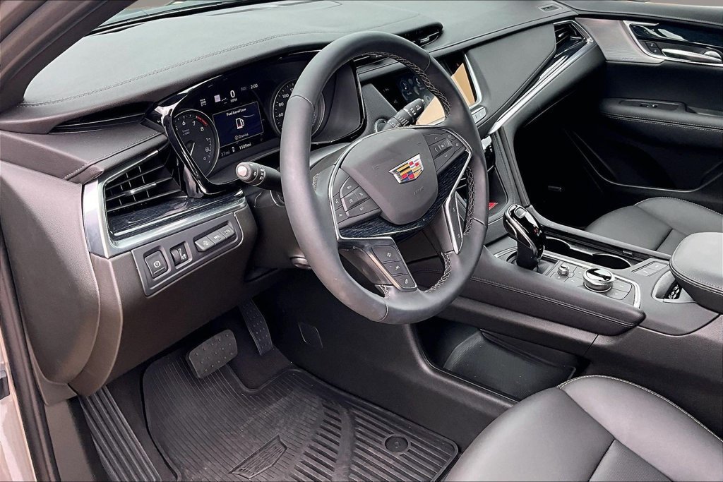 New 2026 Cadillac XT5 Premium Luxury w/ Driver Assist Package AWD/4WD image 6