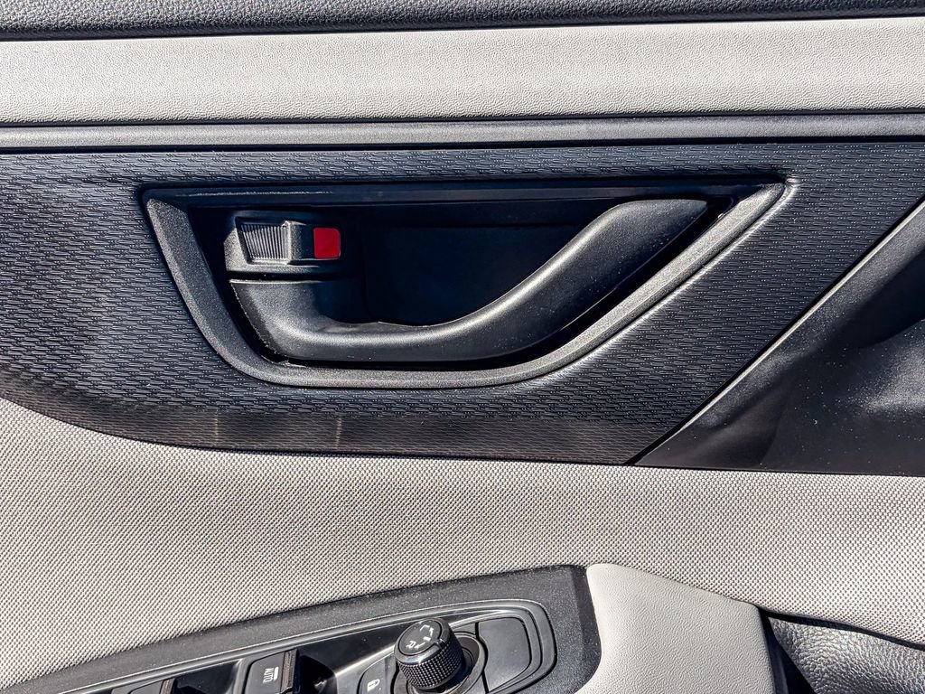 Used 2020 Subaru Legacy image 41