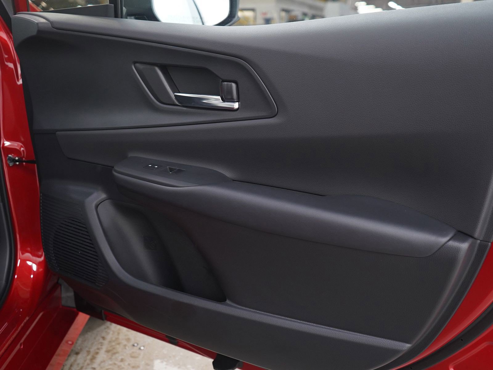 Used 2026 Toyota Prius Plug-In Hybrid image 12