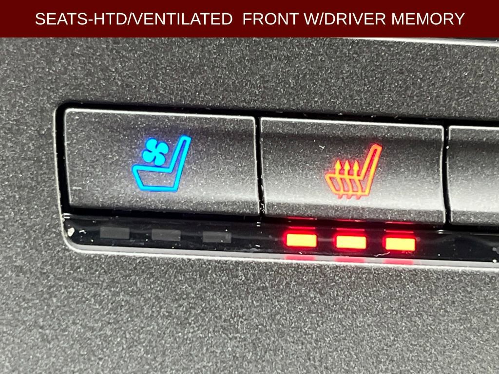 Used 2020 Lincoln Nautilus Reserve w/ Equipment Group 201A image 14