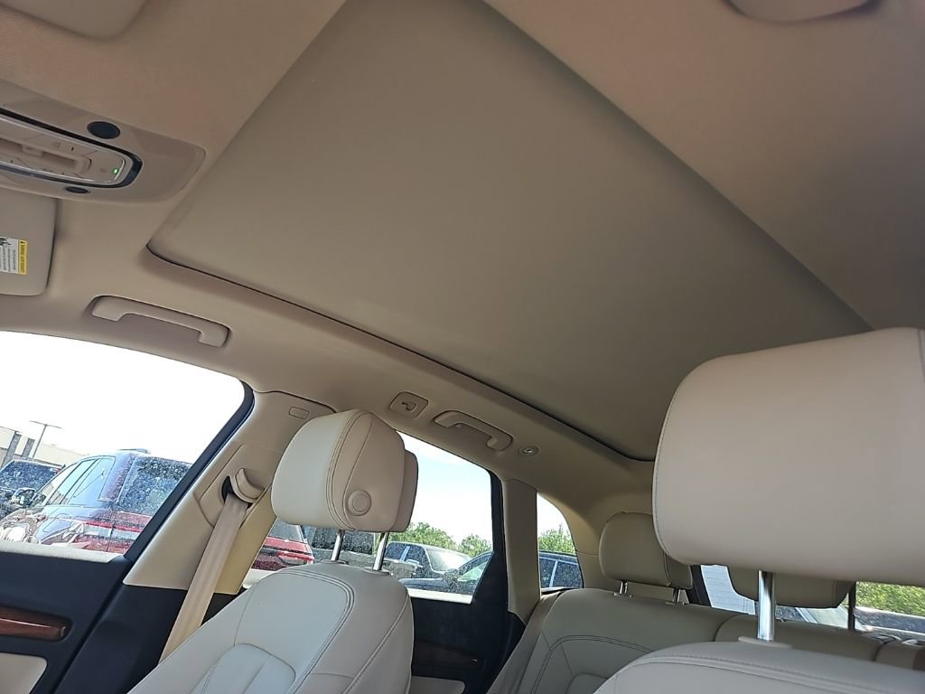 Used 2023 Audi Q5 2.0T Premium w/ Convenience Package AWD/4WD image 16