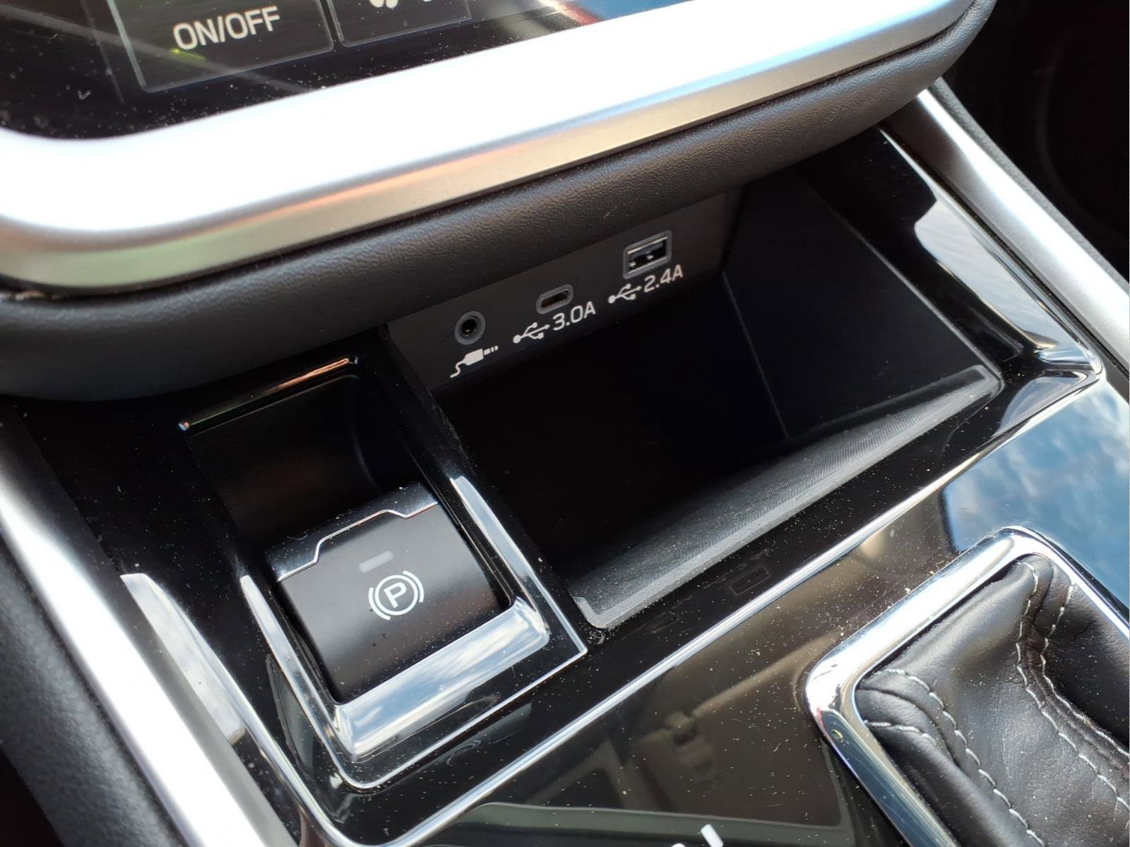 Used 2025 Subaru Outback Premium w/ Popular Package #1A image 11