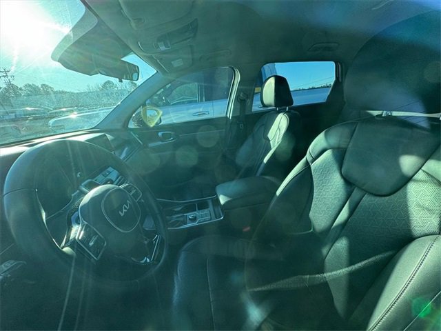 Used 2023 Kia Sorento S image 8