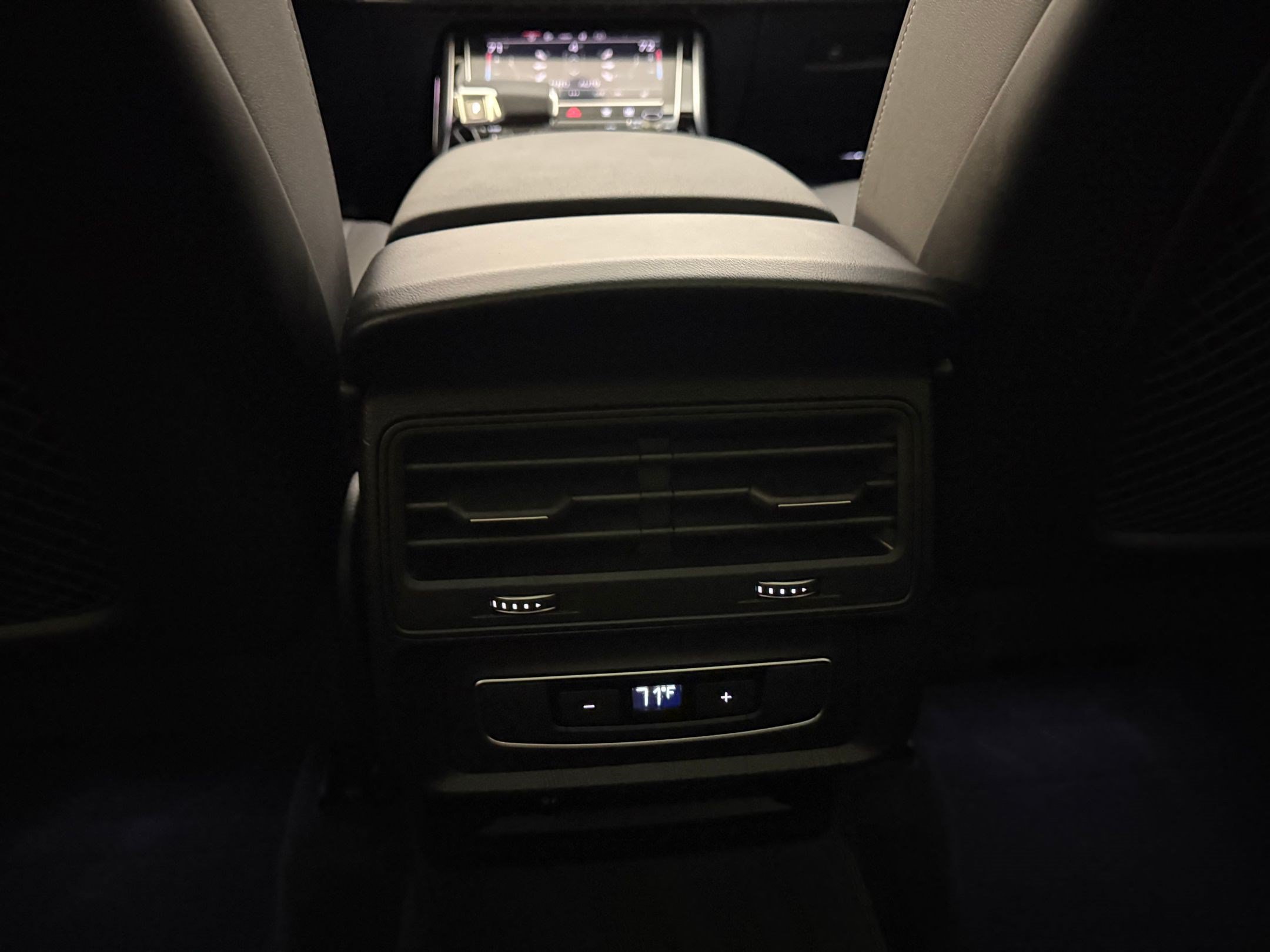 Certified 2026 Audi Q7 2.0T Premium w/ Convenience Plus Package AWD/4WD image 31