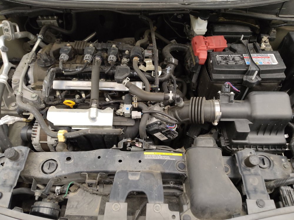 Used 2020 Nissan Versa SR FWD image 30