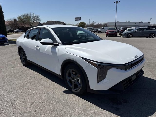 New 2026 Kia K4 image 1