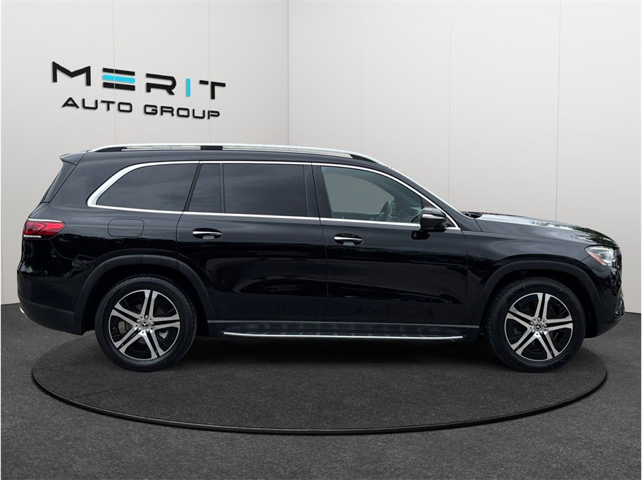 Used 2021 Mercedes-Benz GLS 450 4MATIC image 10