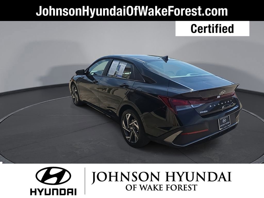 Certified 2025 Hyundai Elantra Sport FWD image 15