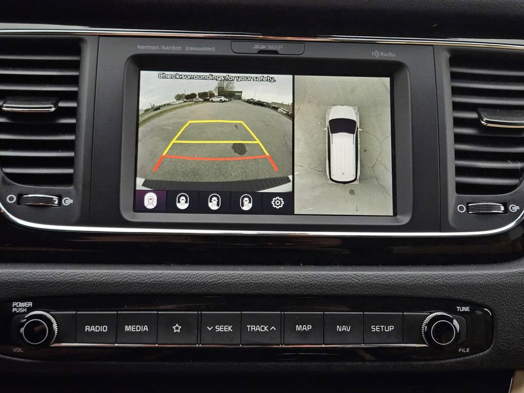 Used 2020 Kia Sedona SX image 16