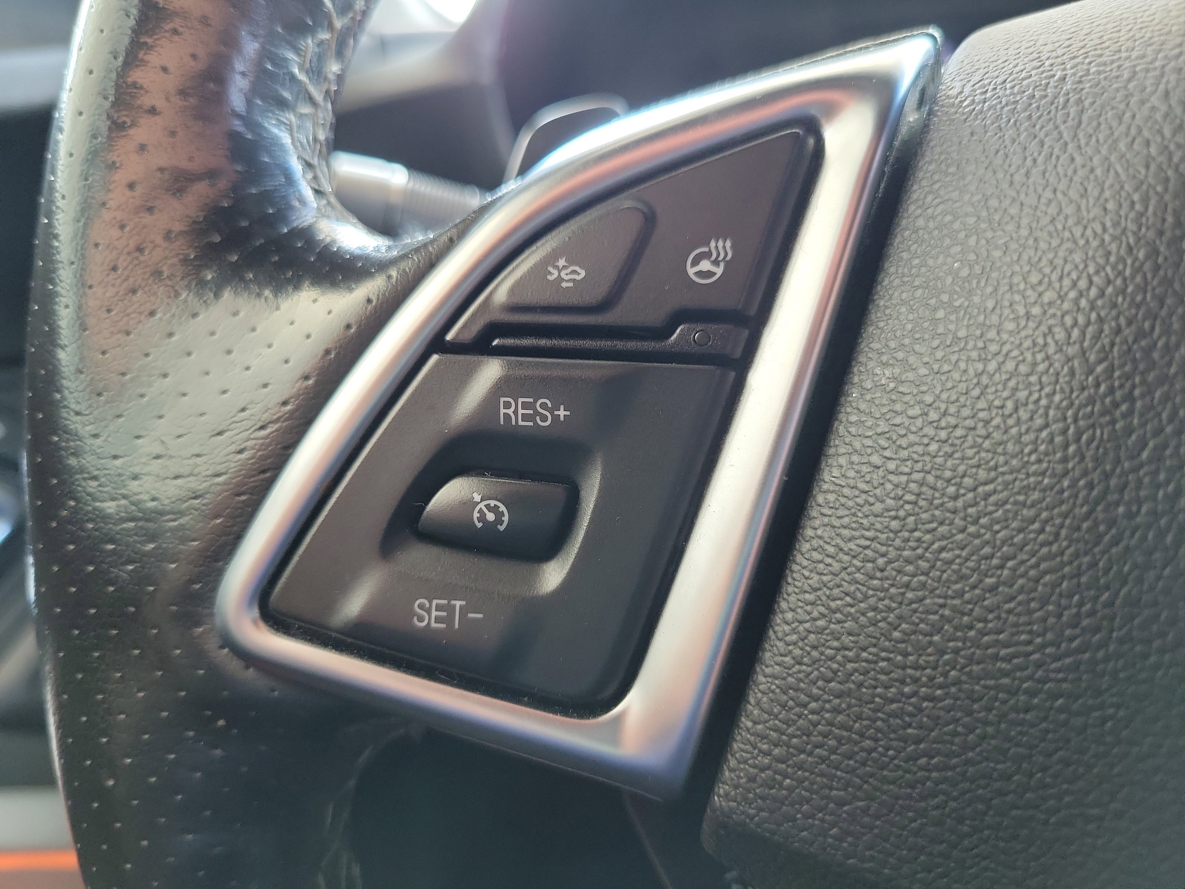 Used 2019 Chevrolet Camaro SS image 16