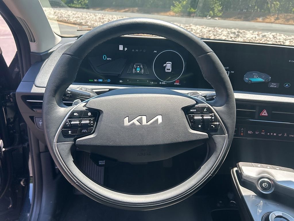 Used 2024 Kia EV6 Light AWD/4WD image 7