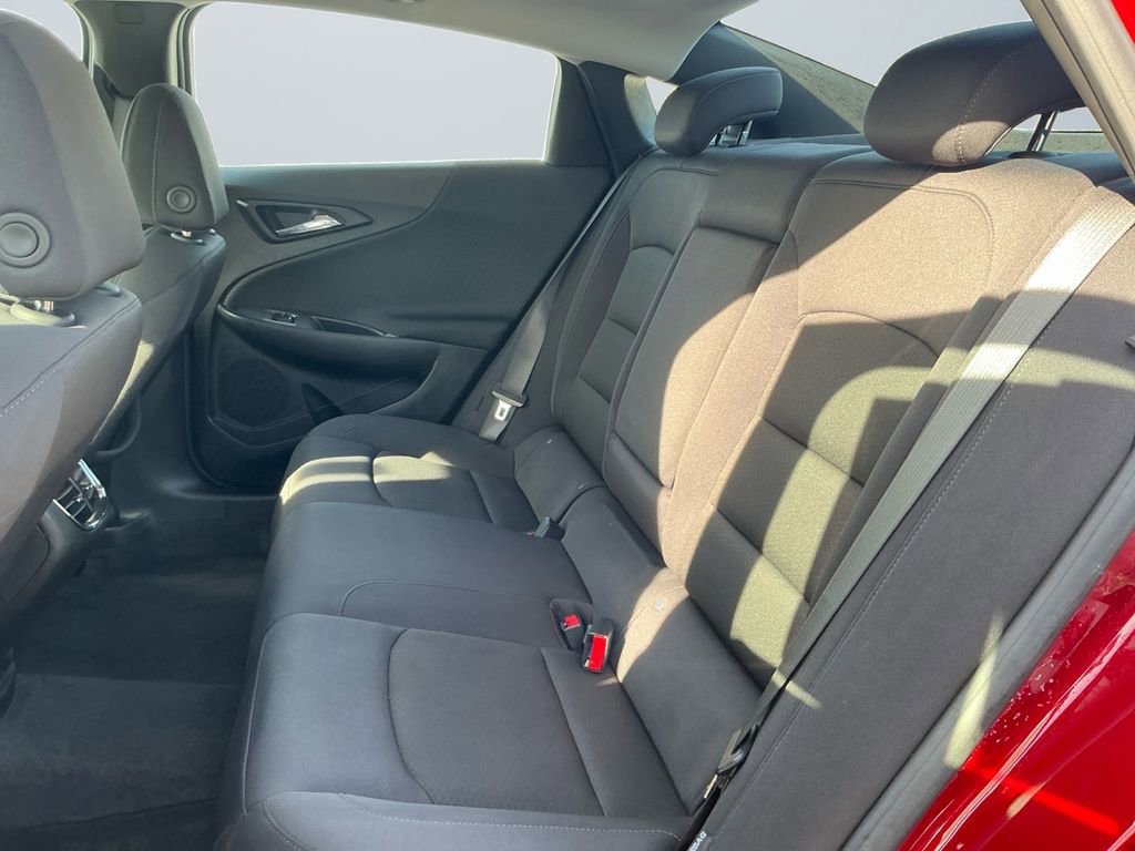 Used 2024 Chevrolet Malibu LT image 14