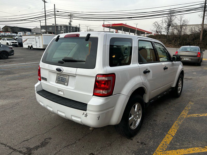 Used 2011 Ford Escape XLS w/ 101A Rapid Spec Order Code image 5