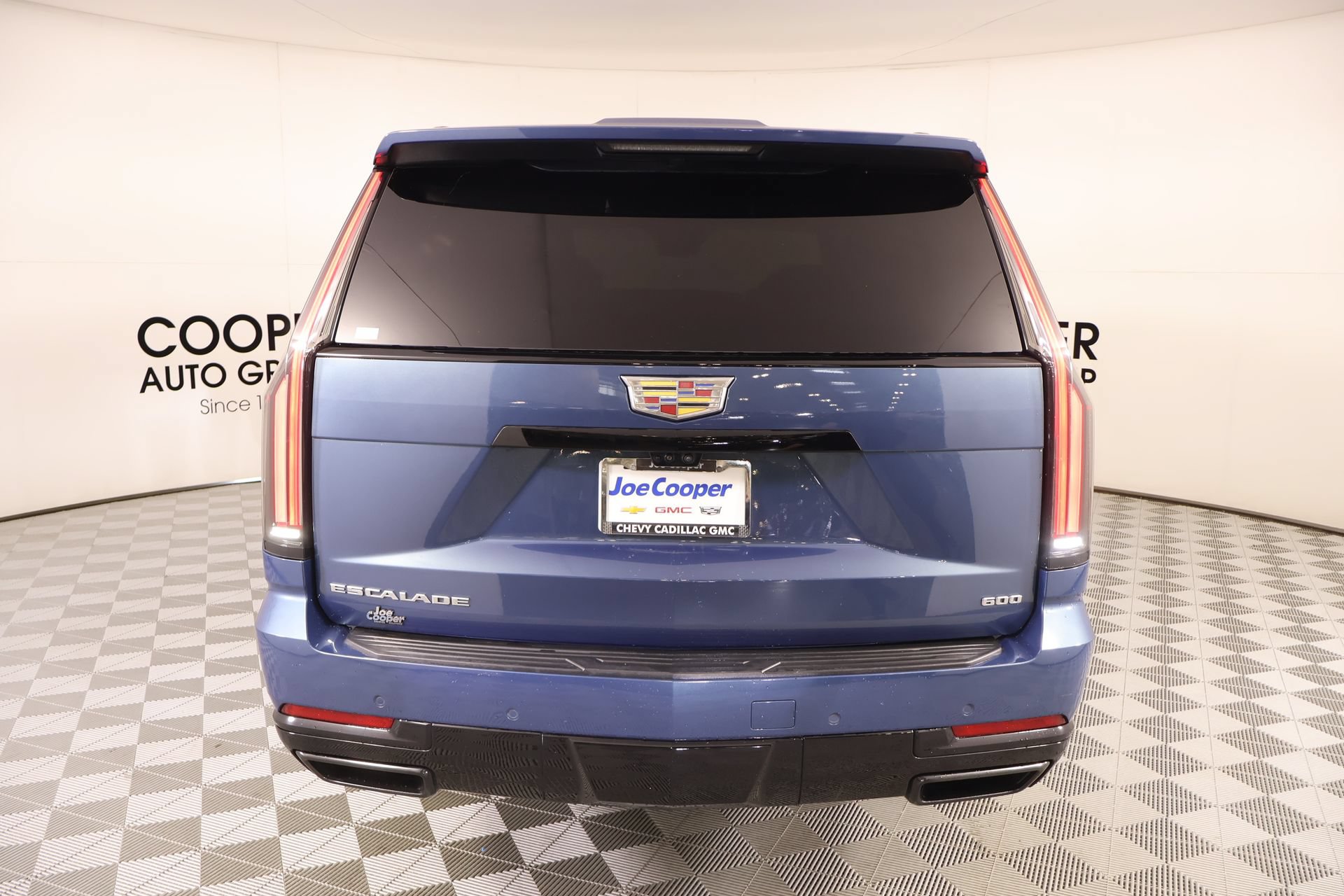 Used 2025 Cadillac Escalade Sport w/ Touring Package AWD/4WD image 22