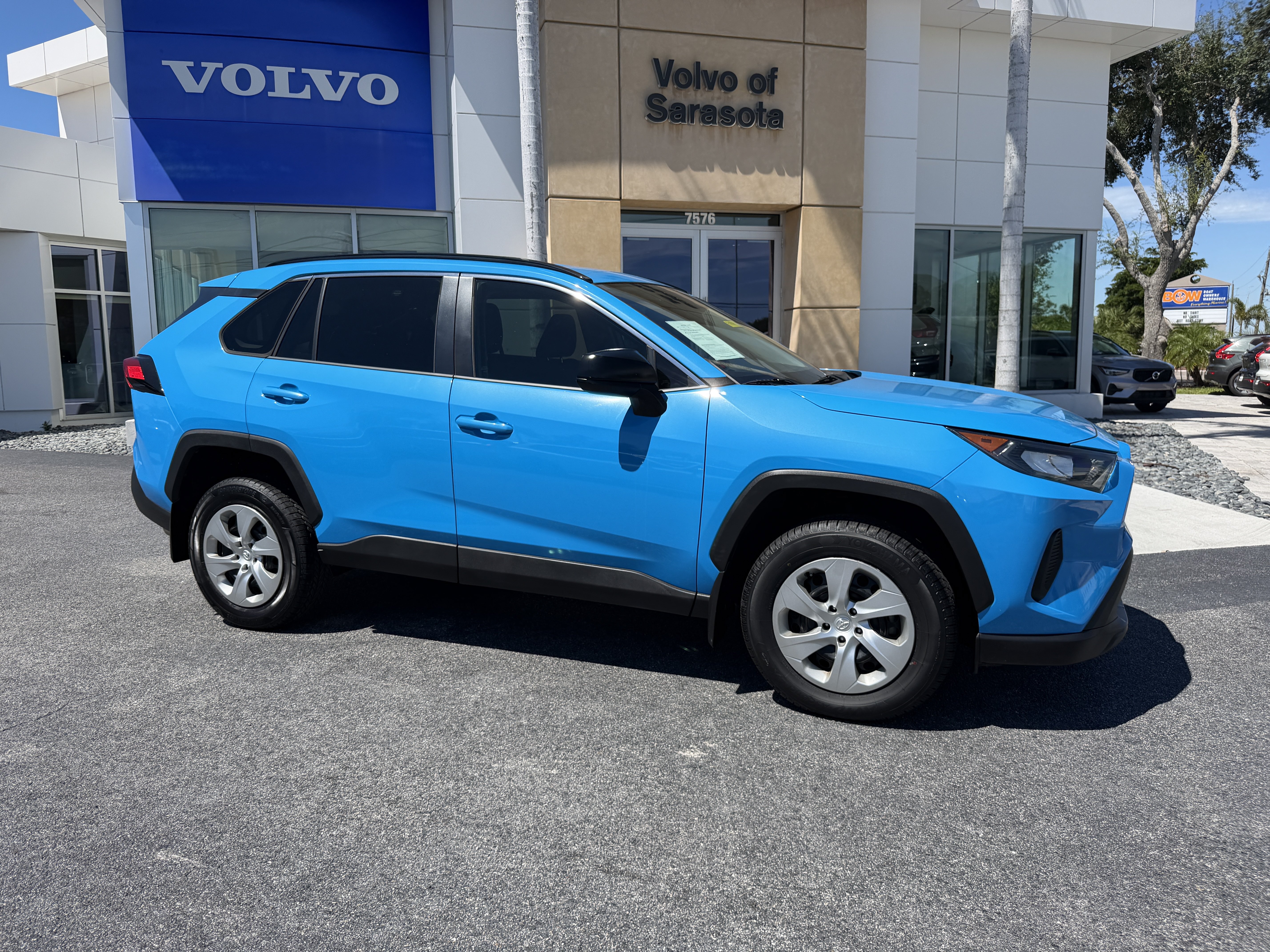 Used 2020 Toyota RAV4 LE