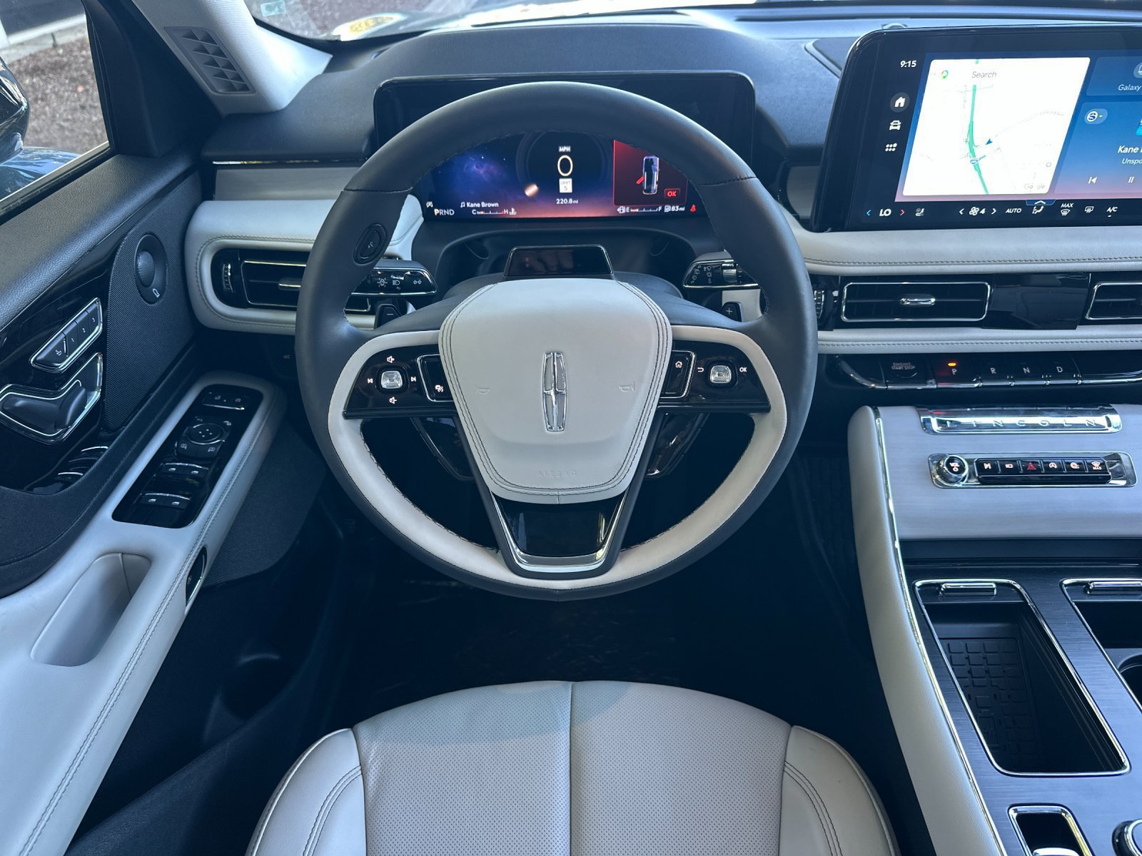 New 2026 Lincoln Aviator Reserve AWD/4WD image 13