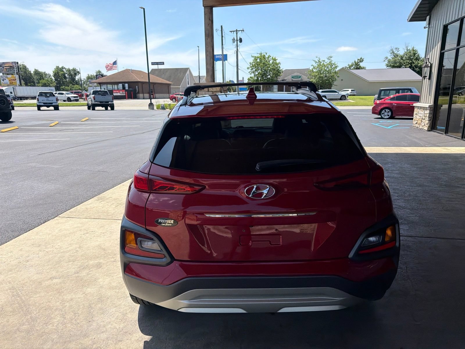 Used 2021 Hyundai Kona Limited FWD image 19