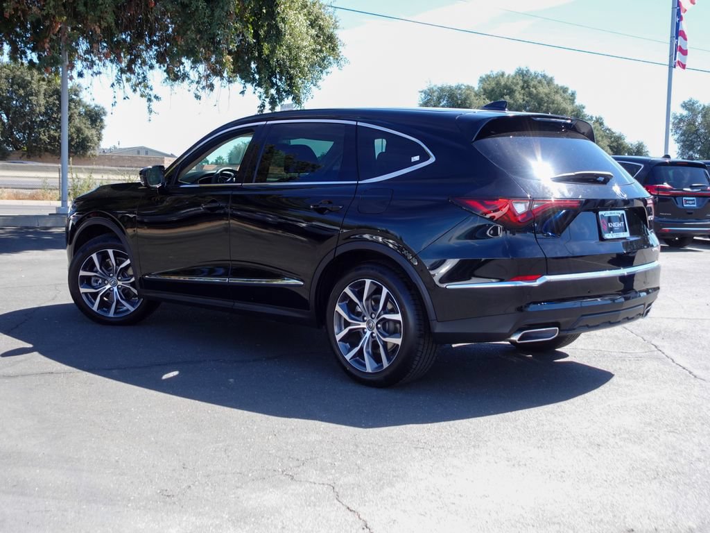 Certified 2023 Acura MDX w/ Technology Package AWD/4WD image 9