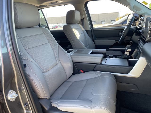 Used 2023 Toyota Sequoia Limited image 27