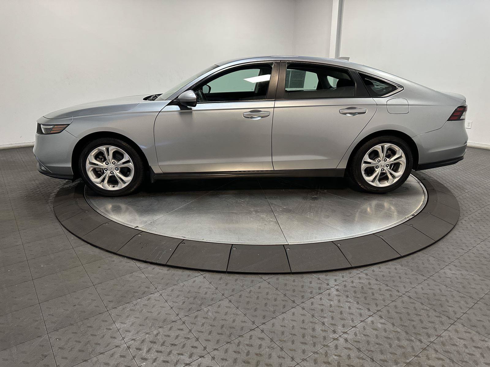 Certified 2023 Honda Accord LX image 8
