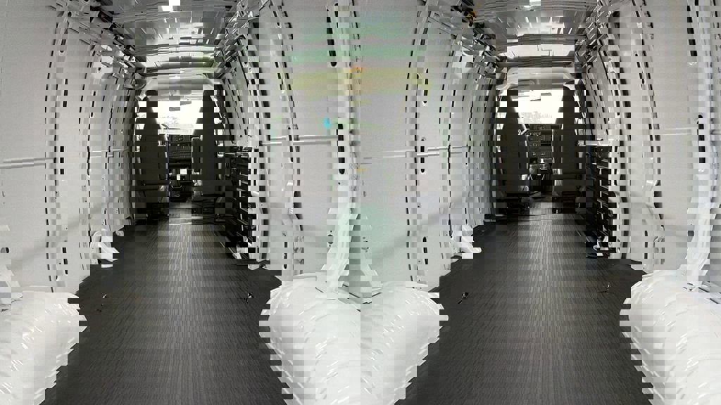 New 2026 Chevrolet Express 2500 Extended w/ Driver Convenience Package image 10