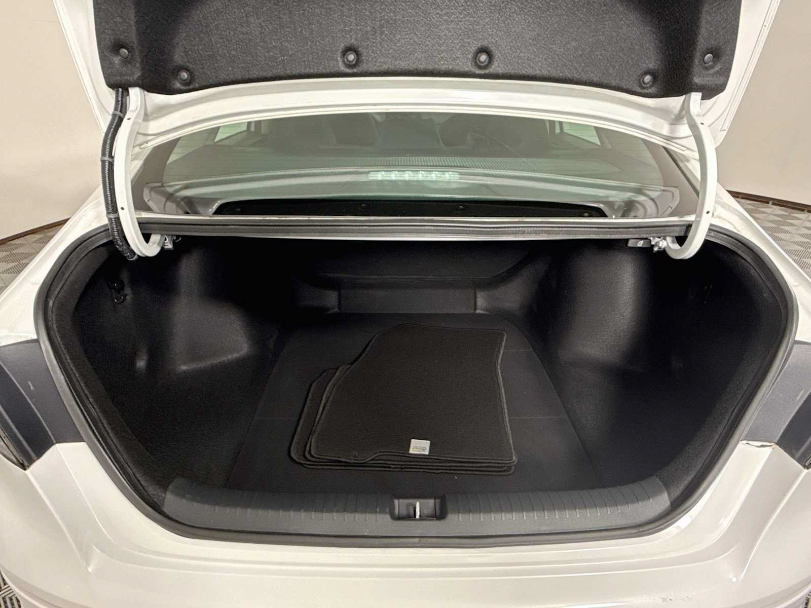 Used 2023 Honda Accord LX image 21